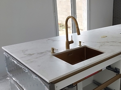 Plan de travail en Céramique Neolith Abu Dhabi Silk en finition mate