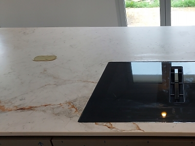 Plan de travail en Céramique Neolith Abu Dhabi Silk en finition mate