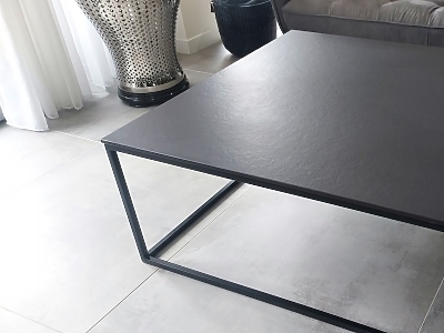 Table en Dekton Sirius en finition 